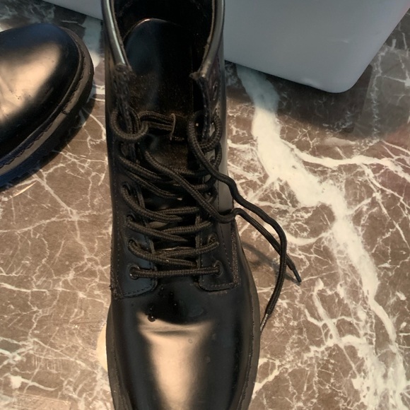 Manmade lace-up men boots. Very comfortable. - Picture 5 of 6